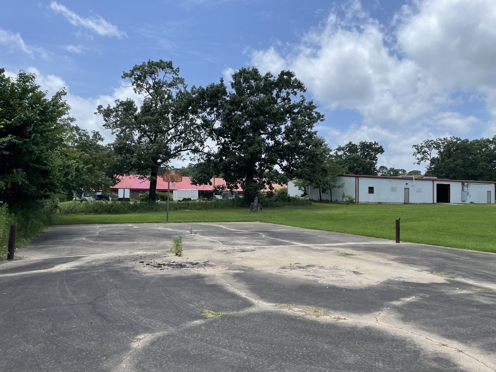 Wide view of the FeatherPulse campus