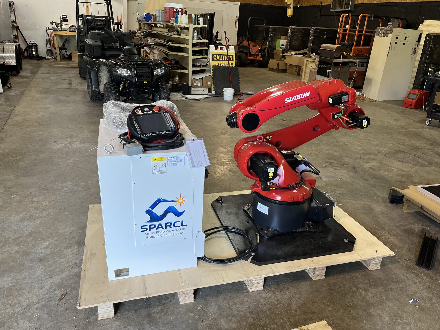 Siacen / SPARCL robotic arm with controller